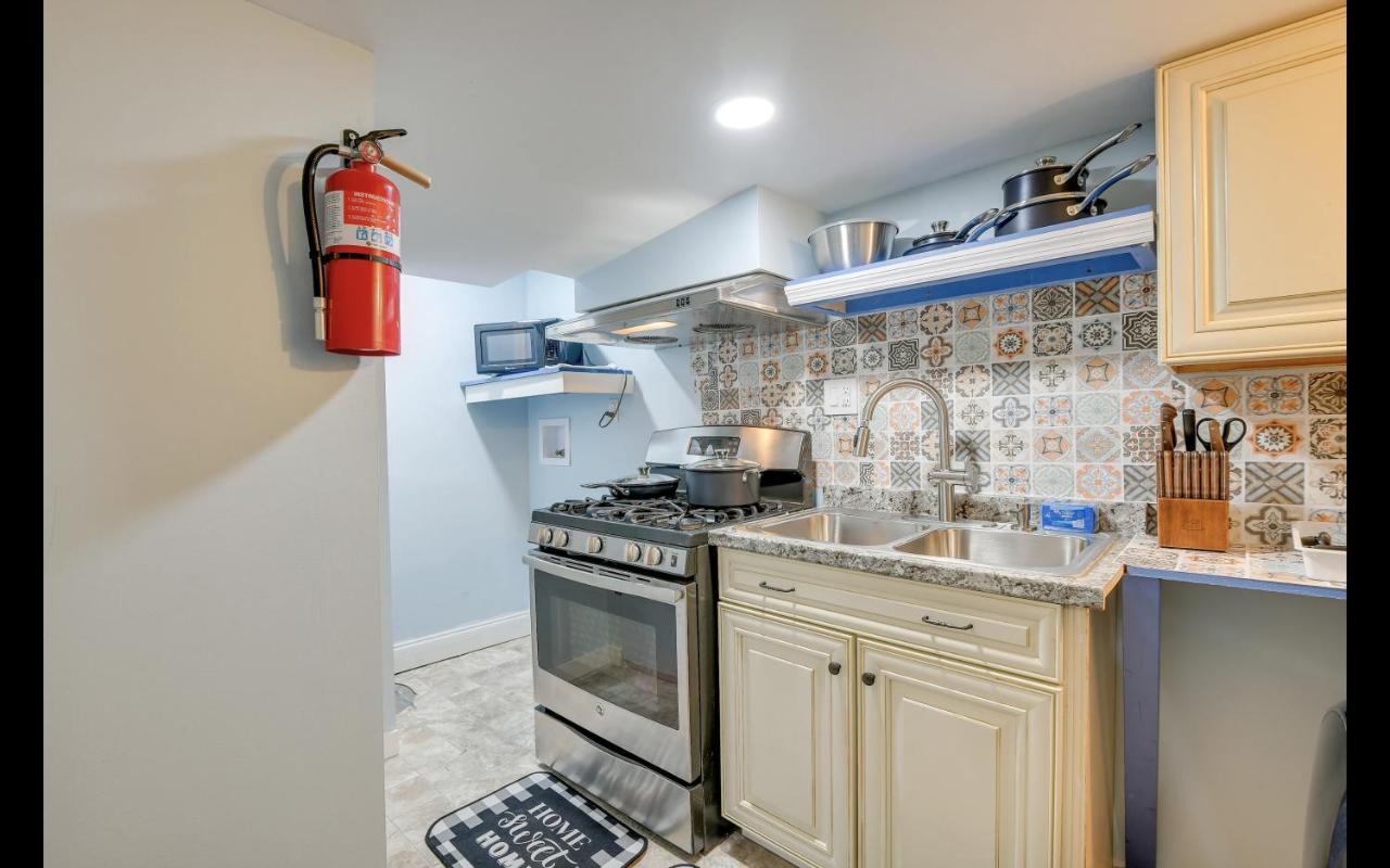 Splendid Cheerful 2-Bedroom Residential Гаяттсвілл Екстер'єр фото